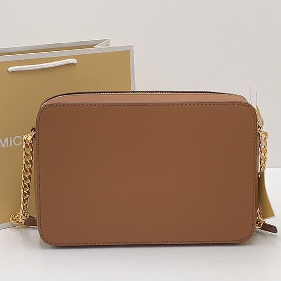 MICHAEL KORS LG EW CROSSBODY Bag 35F 8GTTC3B. - Picture 2 of 16